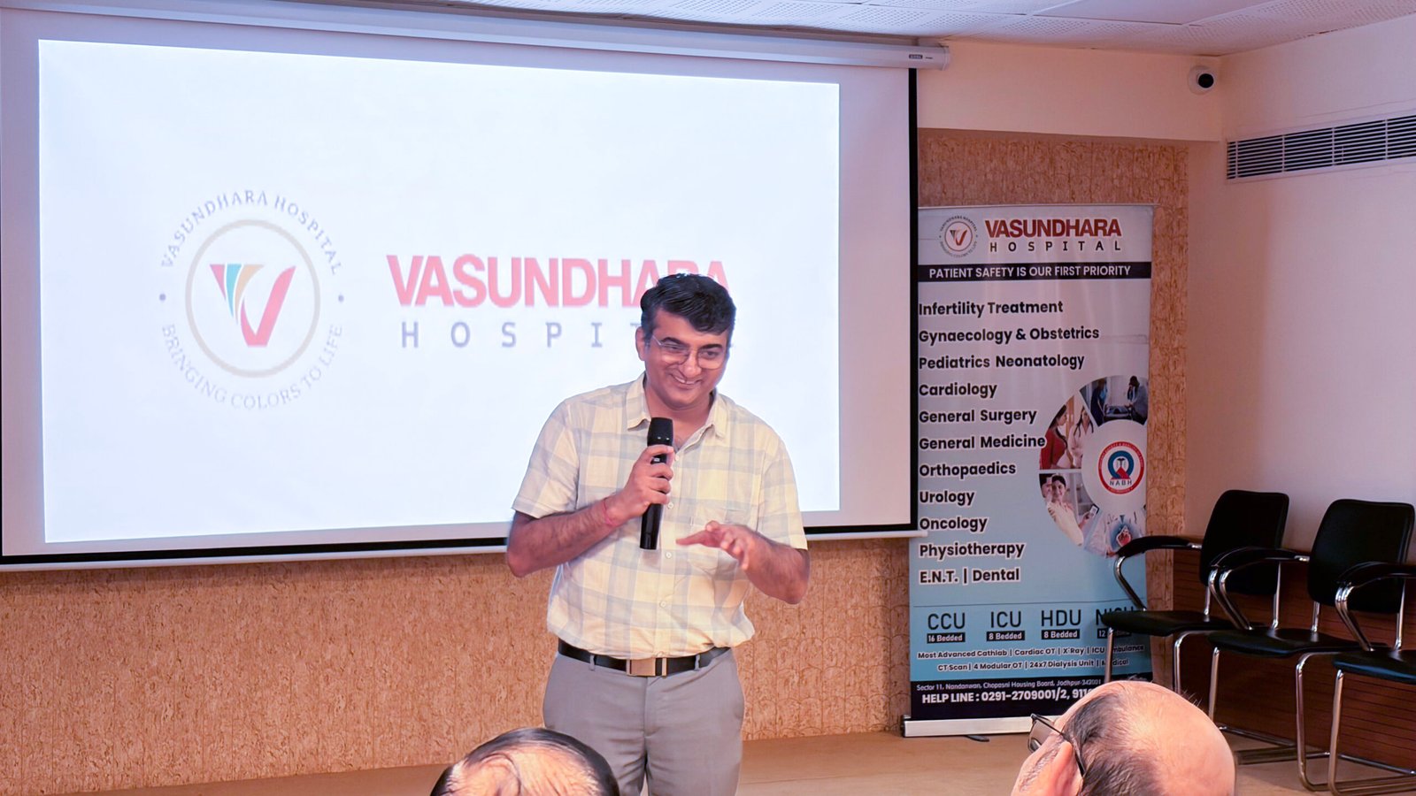 Vasundhara Gallery 11